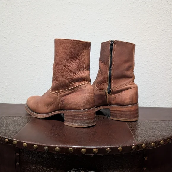 Frye Vintage Short Chestnut Brown Leather Campus Boot size 8 - Picture 3 of 12